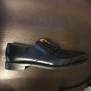 Pre owned cole Haan size 9.5